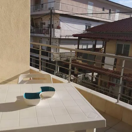 Kallikratis Lejlighed